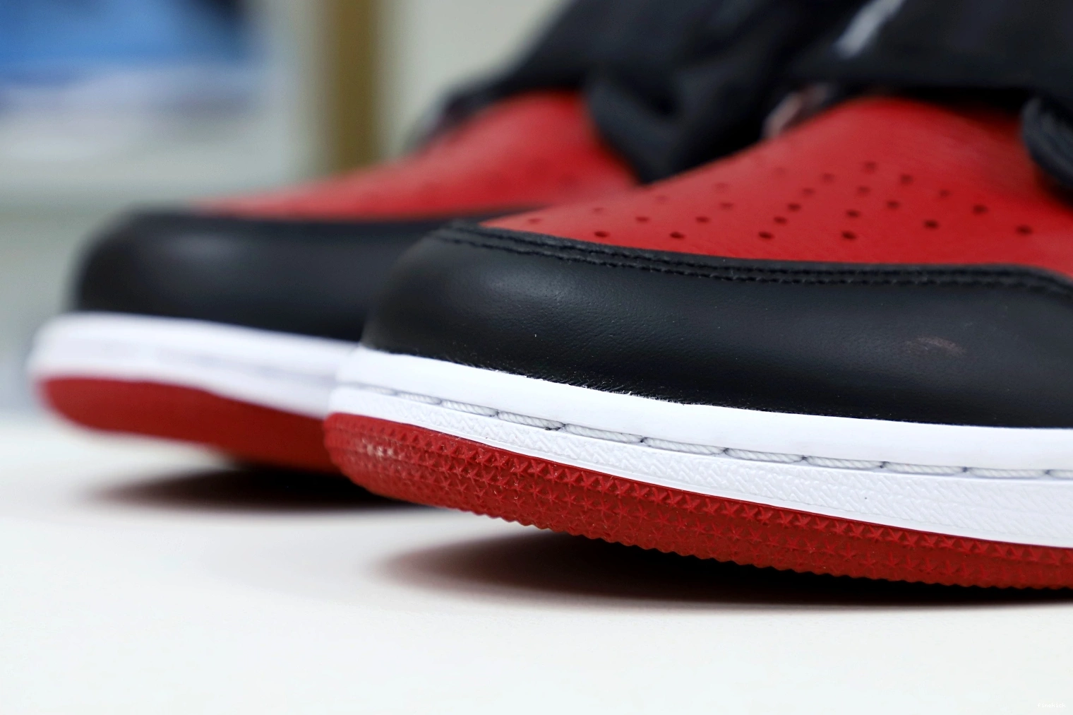 OG RETRO 1 HIGH JORDAN 'BRED' AIR 1001